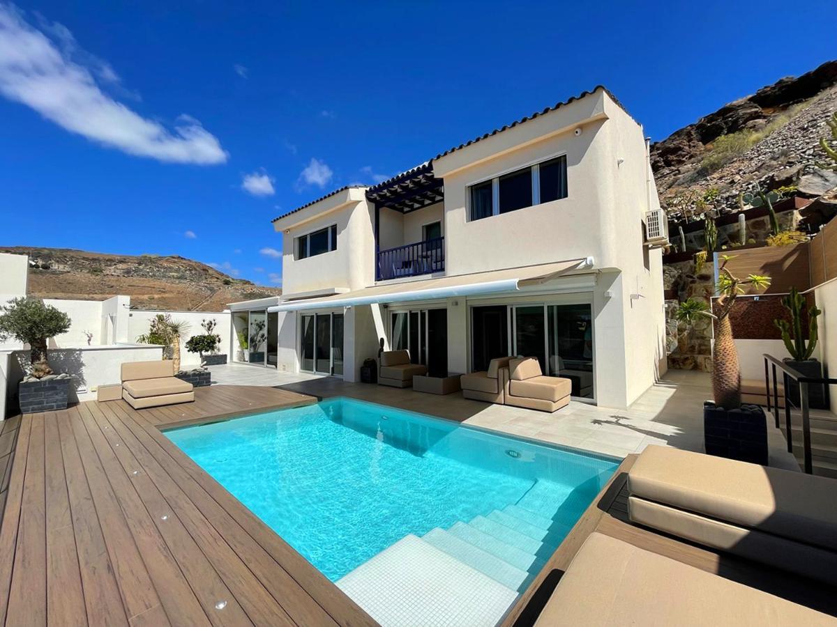 Luxury Villa Morelli With Seaview & Heated Pool มาสปาโลมาส ภายนอก รูปภาพ