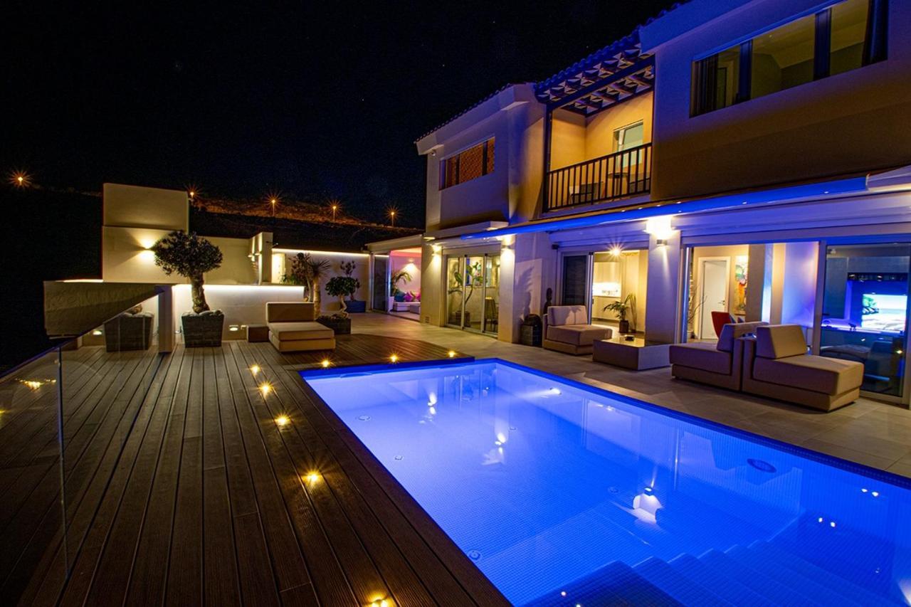 Luxury Villa Morelli With Seaview & Heated Pool มาสปาโลมาส ภายนอก รูปภาพ